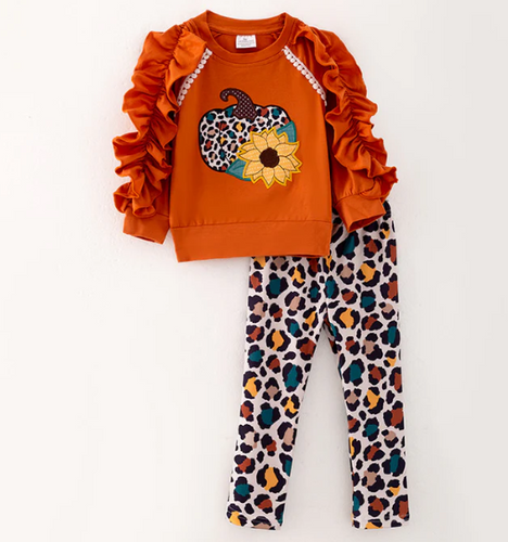 Ruffled Leopard Pumpkin Set